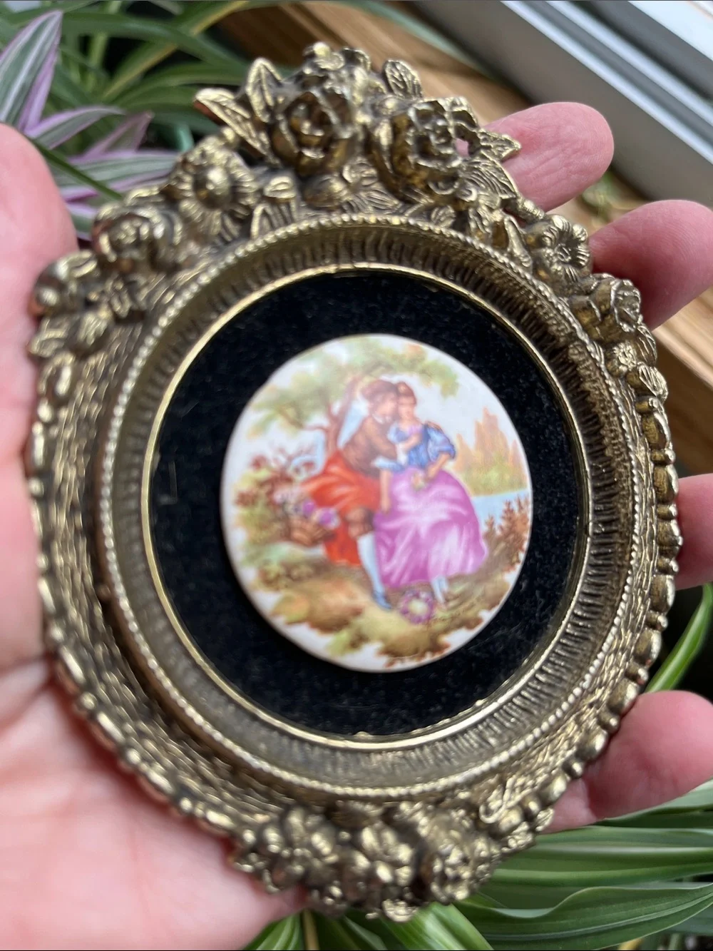 Cameo Wall Art Set Vtg Courting Couple Porcelain EA RIBA Rose Theme Metal Frames